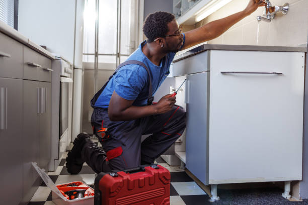 Best Shower Repair Services  in Green Forest, AR